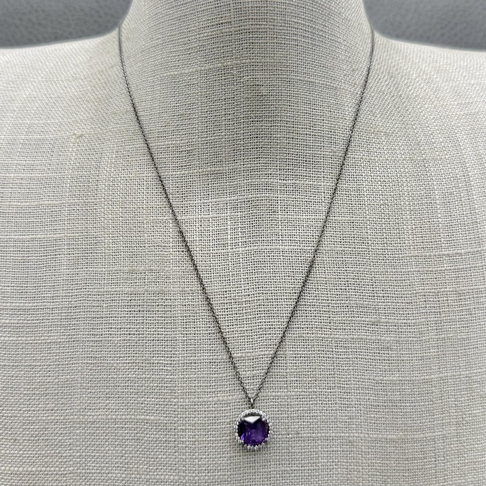 White House Black Market Necklace Purple Cushion Cut Pendant Gunmetal Chain‎ 16"